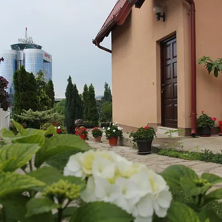 Leon Apartament